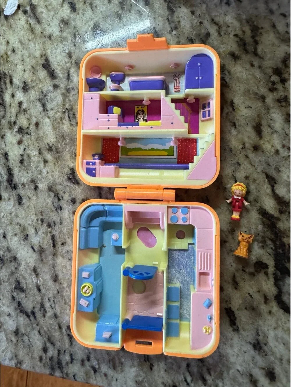 Polly Pocket Original Orange Townhouse Playset Doll Dog Vintage